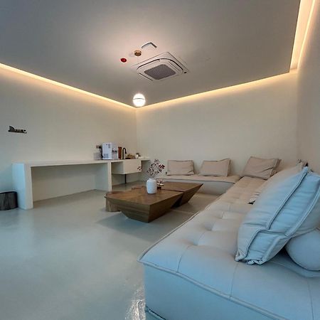 One18 Boutique Hotel Куала Лумпур Екстериор снимка