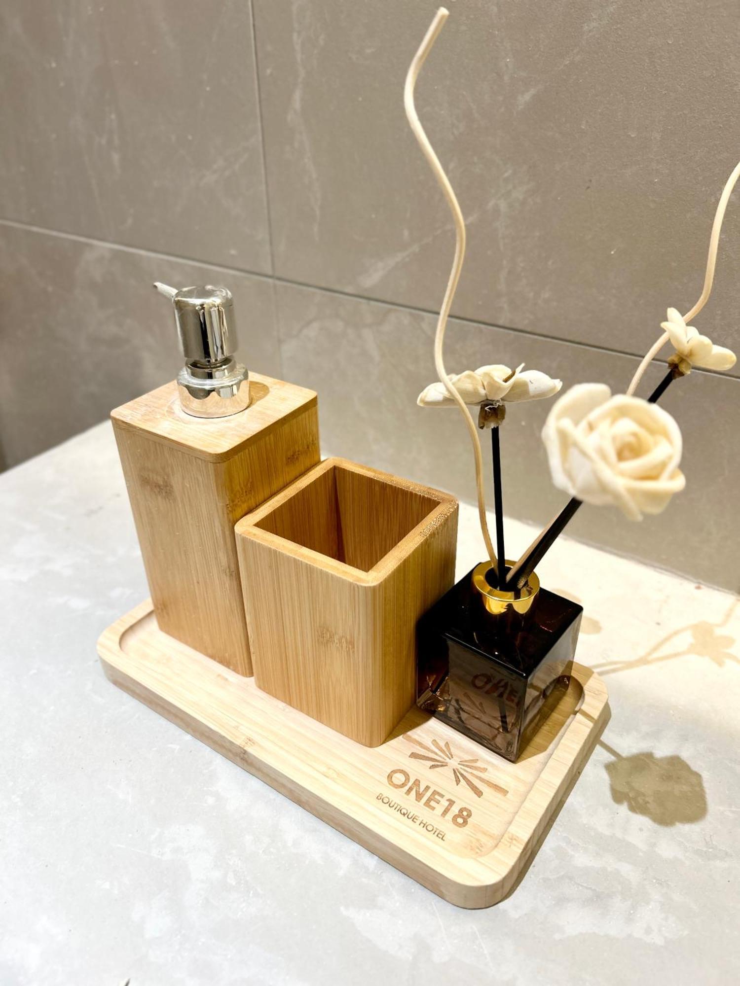 One18 Boutique Hotel Куала Лумпур Екстериор снимка